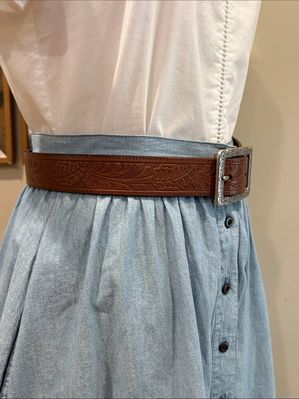 Vintage Lauren Ralph Lauren Embossed Leather Belt with Ornate Silver Buckle sz M